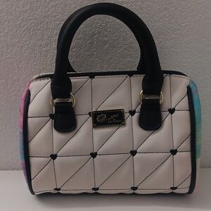 New! Luv Betsey By Betsey Johnson White/Black Heart&Handles Color Accent HandBag